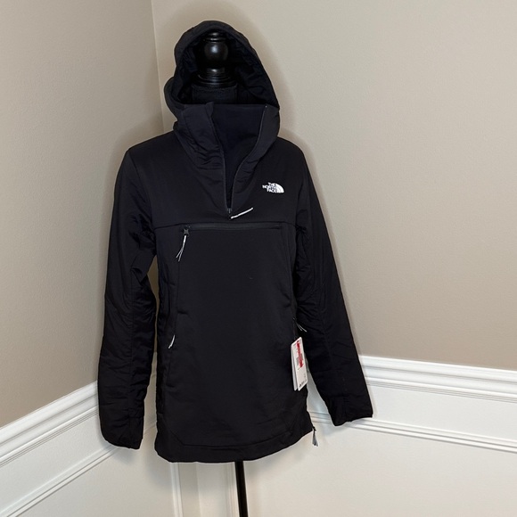 NWT Women’s The North Face Vinny Ventrix Black Pullover Jacket Size Medium